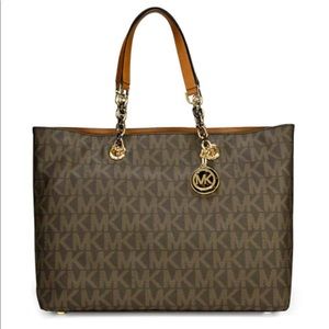 Michael Kors Cynthia Signature Large Tote
